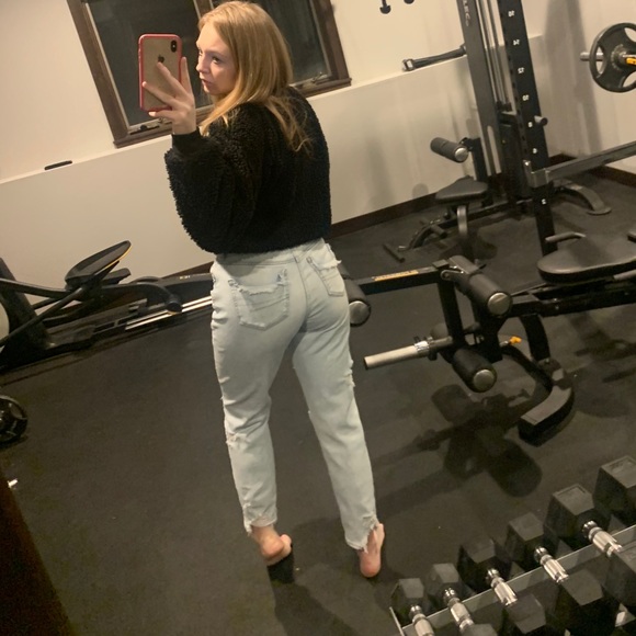 AE Mom Jean - Picture 4 of 7